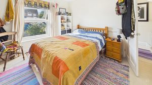 Photo 7- click for photo gallery